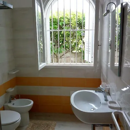 Guest house Affittacamere Mareazzurro *
